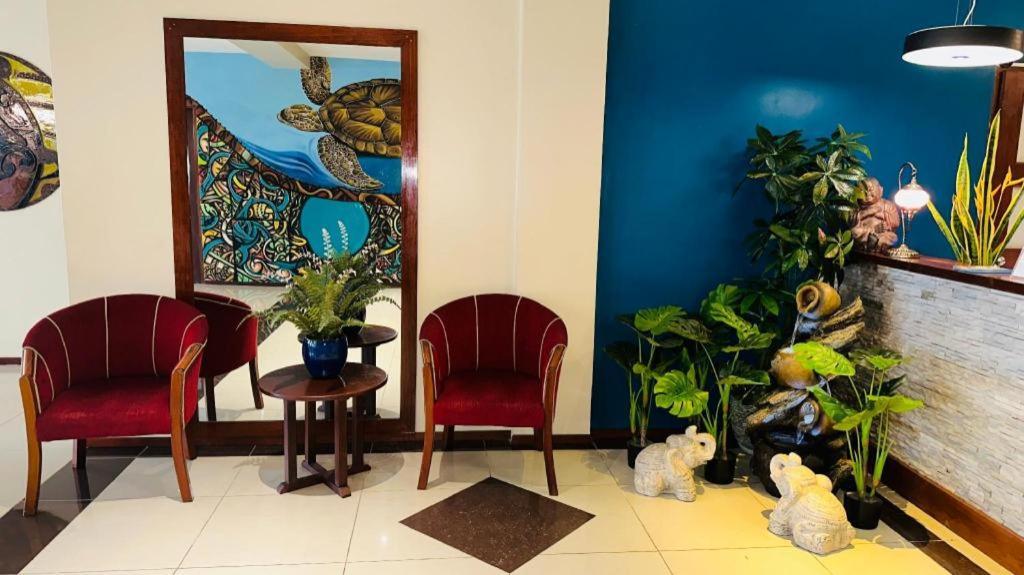Victoria Palms Hotel Сува Екстериор снимка