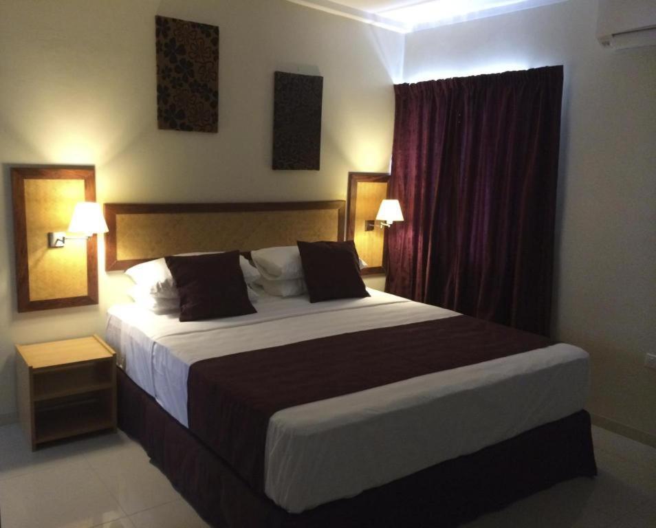 Victoria Palms Hotel Сува Екстериор снимка