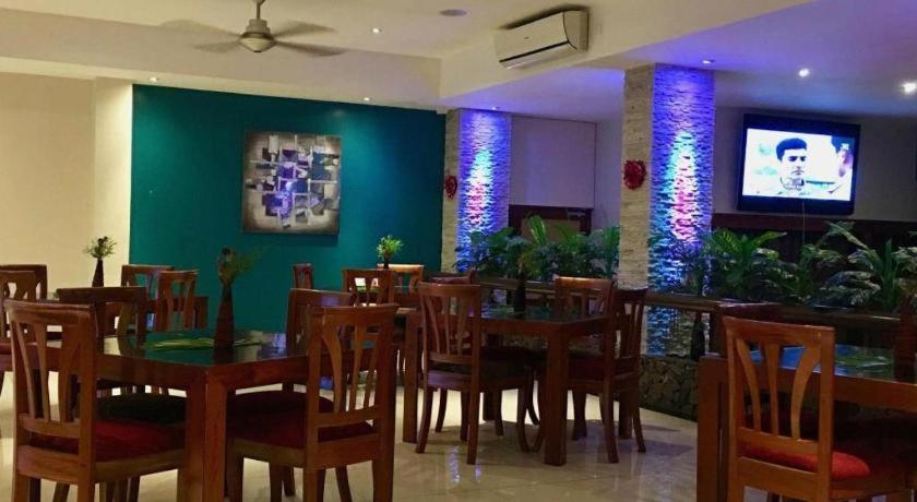 Victoria Palms Hotel Сува Екстериор снимка
